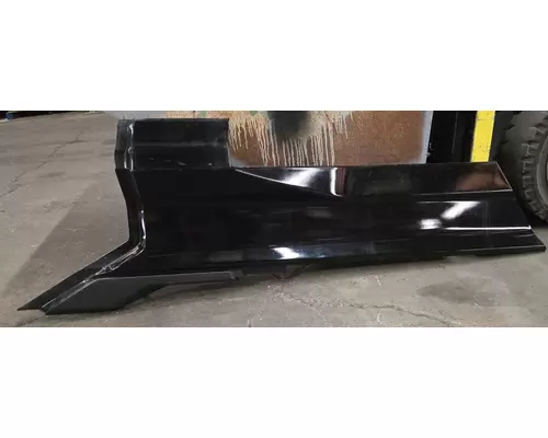 KENWORTH T680 Side Fairing