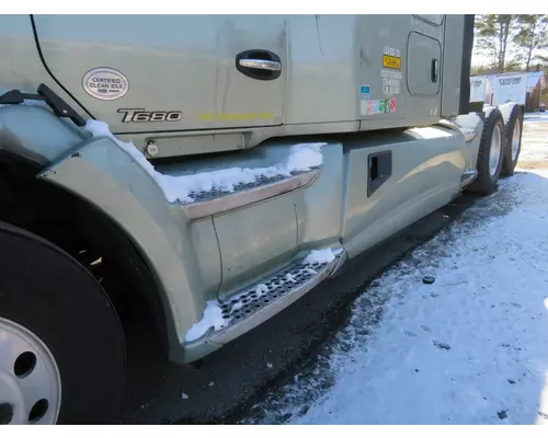 KENWORTH T680 Side Fairing