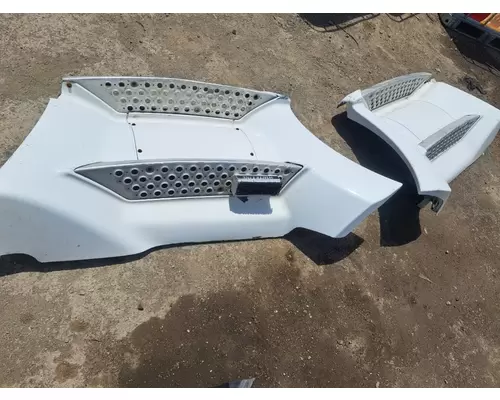 KENWORTH T680 Side Fairing