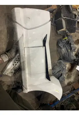 KENWORTH T680 Side Fairing