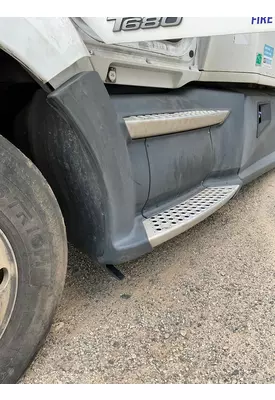 KENWORTH T680 Side Fairing