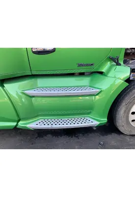 KENWORTH T680 Side Fairing