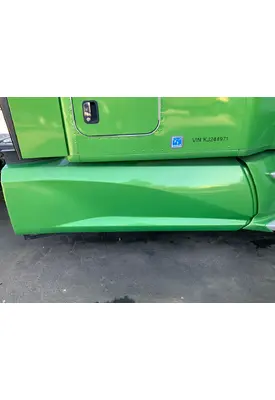 KENWORTH T680 Side Fairing