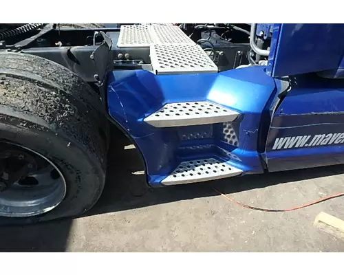 KENWORTH T680 Side Fairing