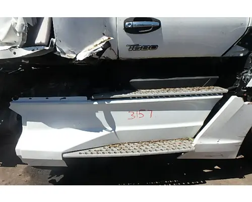 KENWORTH T680 Side Fairing