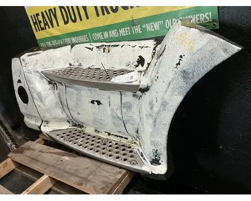 KENWORTH T680 Side Fairing