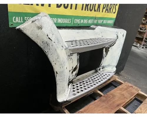 KENWORTH T680 Side Fairing