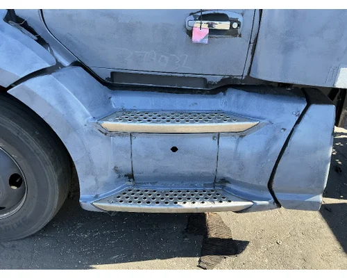 KENWORTH T680 Side Fairing