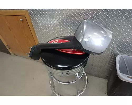 KENWORTH T680 Side View Mirror