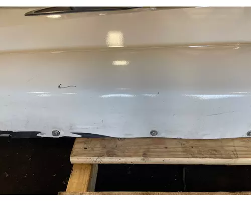 KENWORTH T680 Skirt