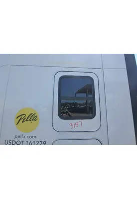 KENWORTH T680 Sleeper Door