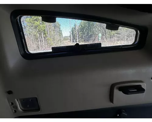 KENWORTH T680 Sleeper Window