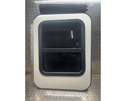 KENWORTH T680 Sleeper