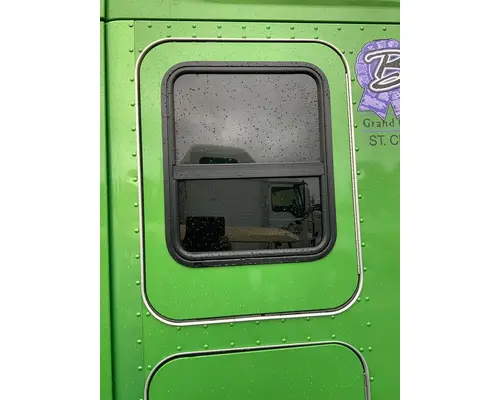 KENWORTH T680 Sleeper