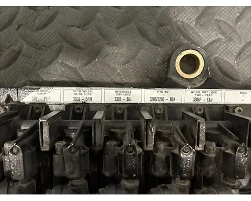 KENWORTH T680 Starter Solenoid