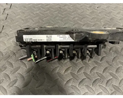 KENWORTH T680 Starter Solenoid