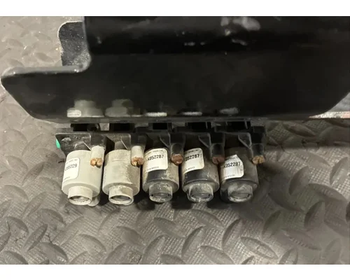 KENWORTH T680 Starter Solenoid