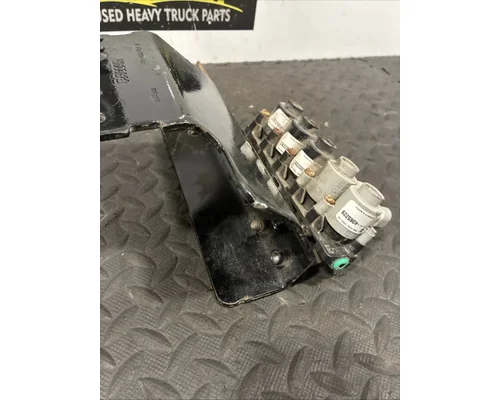 KENWORTH T680 Starter Solenoid