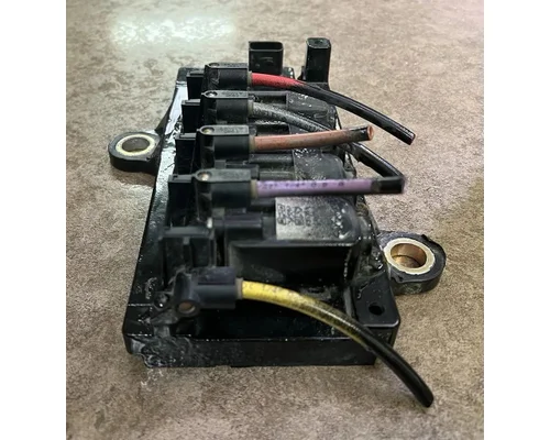 KENWORTH T680 Starter Solenoid
