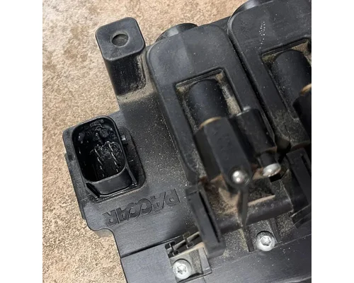 KENWORTH T680 Starter Solenoid