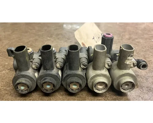 KENWORTH T680 Starter Solenoid