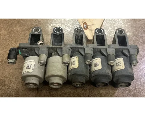 KENWORTH T680 Starter Solenoid