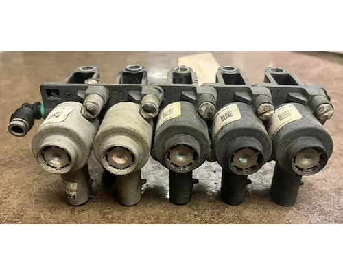 KENWORTH T680 Starter Solenoid