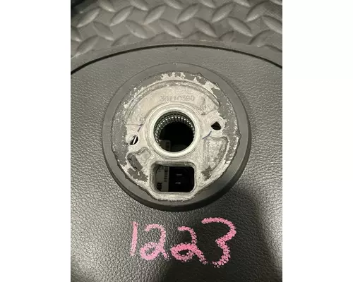 KENWORTH T680 Steering Wheel