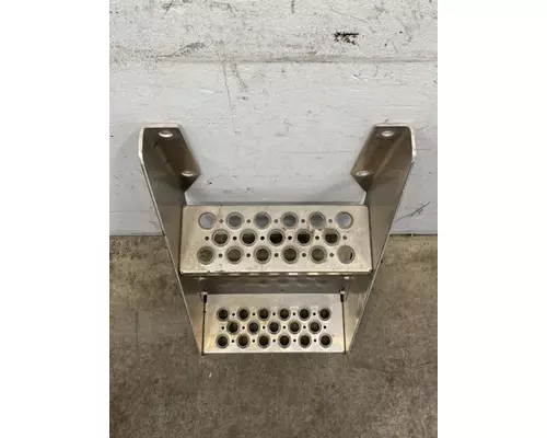 KENWORTH T680 Step