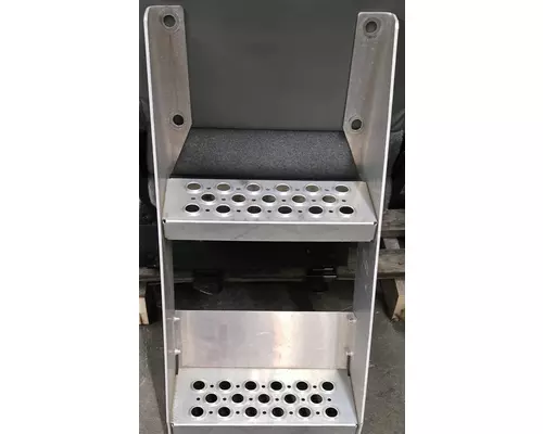 KENWORTH T680 Step