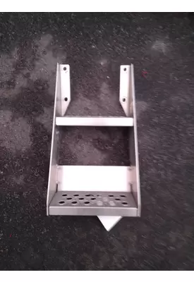 KENWORTH T680 Step