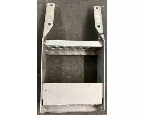 KENWORTH T680 Step