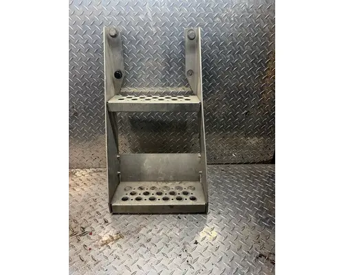 KENWORTH T680 Step