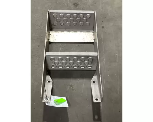 KENWORTH T680 Step