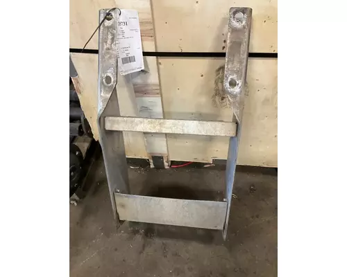 KENWORTH T680 Steps