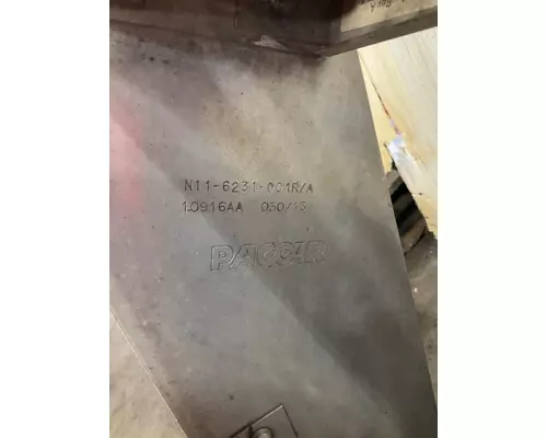 KENWORTH T680 Steps