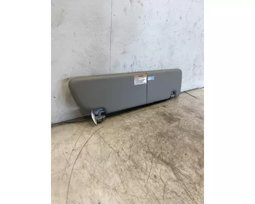KENWORTH T680 Sun Visor (External)