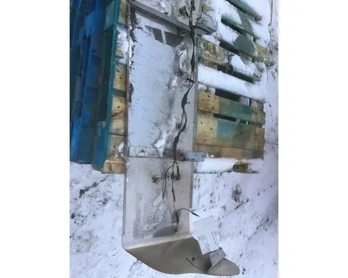 KENWORTH T680 Sun Visor (External)