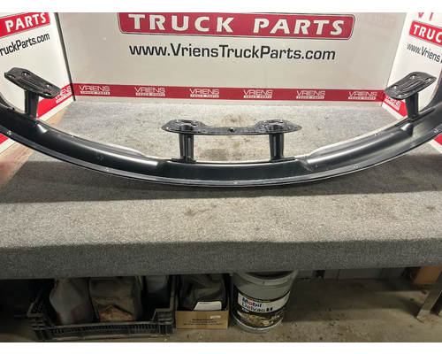 KENWORTH T680 Sun Visor - External