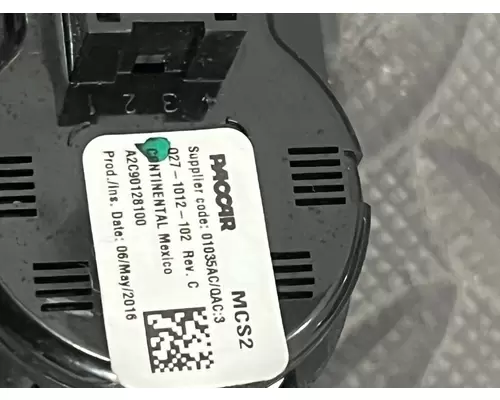 KENWORTH T680 Switch, misc 