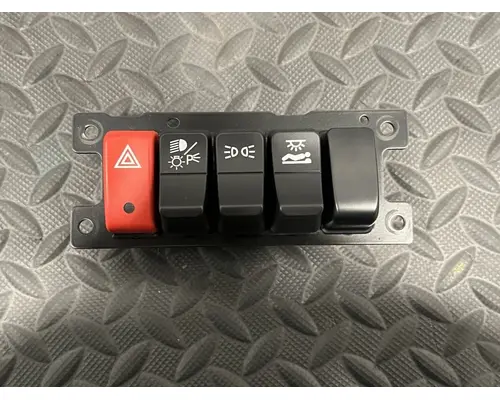 KENWORTH T680 Switch, misc 