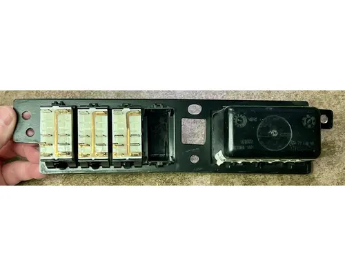 KENWORTH T680 Switch, misc 