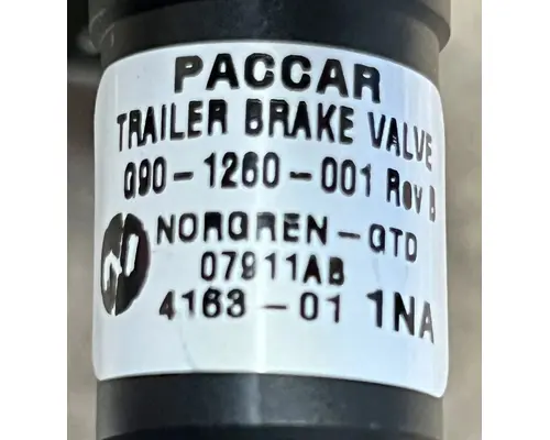 KENWORTH T680 Switch, misc 