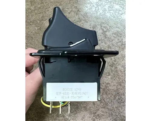 KENWORTH T680 Switch, misc 