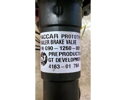 KENWORTH T680 Switch, misc 