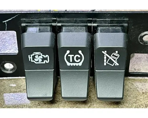 KENWORTH T680 Switch, misc 