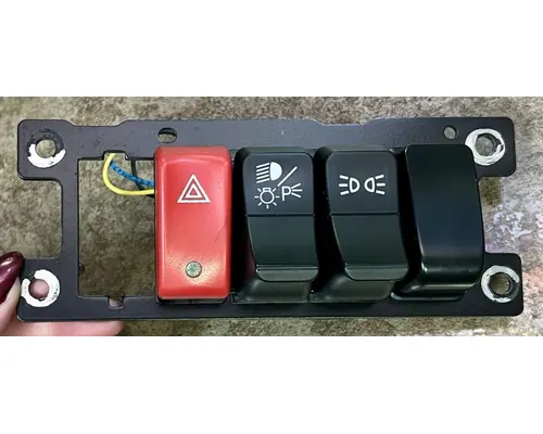 KENWORTH T680 Switch, misc 