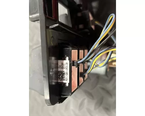 KENWORTH T680 Switch, misc 