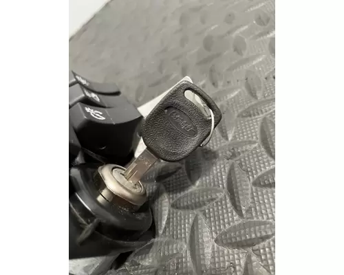 KENWORTH T680 Switch, misc 