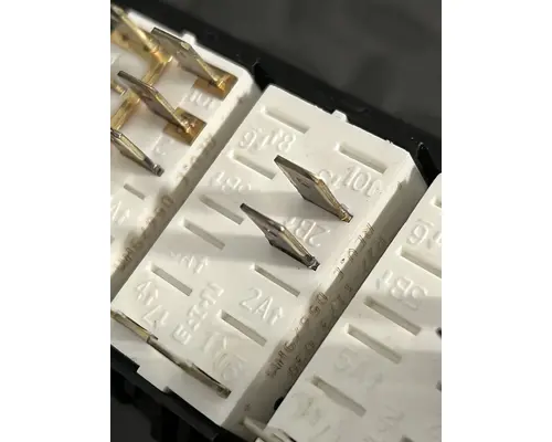 KENWORTH T680 Switch, misc 